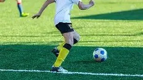 亚特兰大连胜势头猛，意甲领跑；尤文图斯意外与威尼斯握手言和